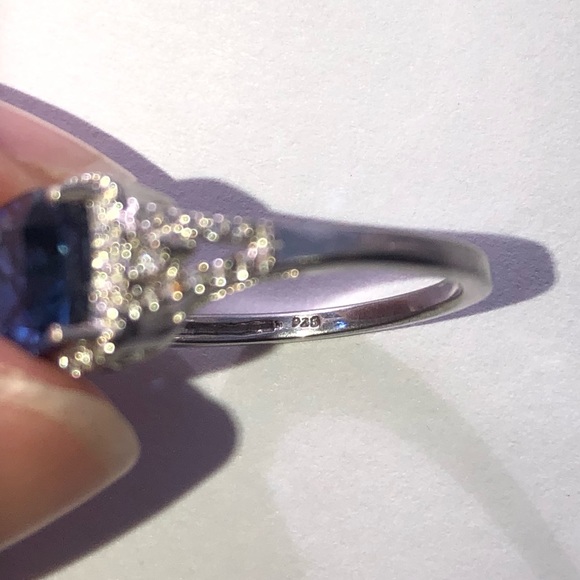 Sapphire and diamond ring and pendant set in silver - Picture 6 of 7